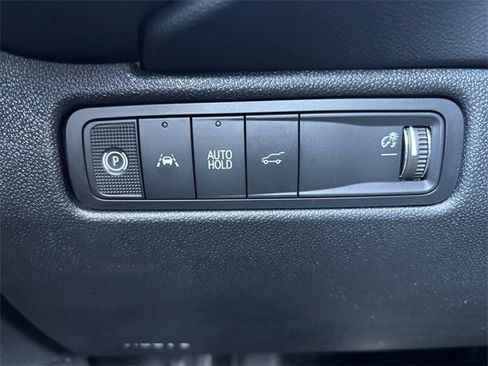 New 2025 Chevrolet Equinox EV RS image 19