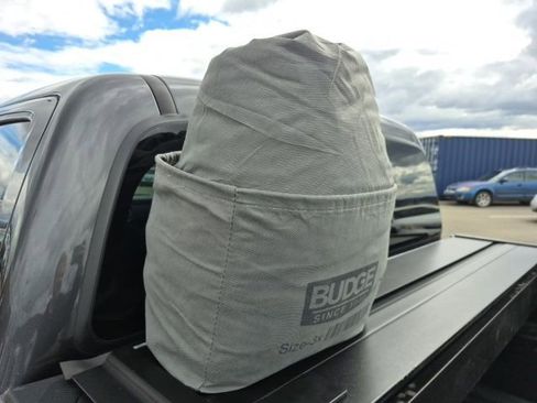 Used 2019 Toyota Tacoma TRD Off-Road image 18