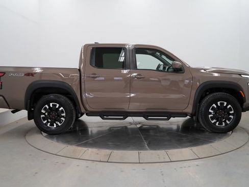 Used 2023 Nissan Frontier PRO-4X w/ Technology Package AWD/4WD image 8