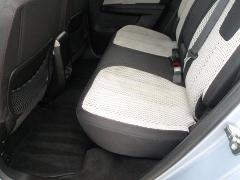 Used 2015 GMC Terrain SLE FWD image 17