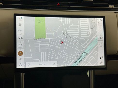 New 2025 Land Rover Range Rover SE image 26