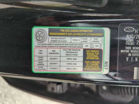 Used 2025 Hyundai Elantra SEL FWD image 14