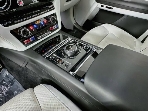 Certified 2022 Rolls-Royce Ghost AWD/4WD image 15