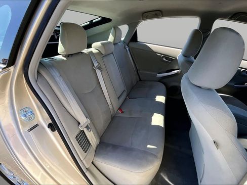 Used 2011 Toyota Prius Three w/ Navigation Pkg FWD image 19