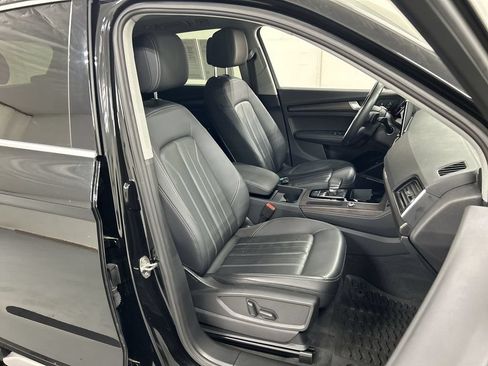 Used 2023 Audi Q5 2.0T Premium Plus w/ Premium Plus Package AWD/4WD image 23