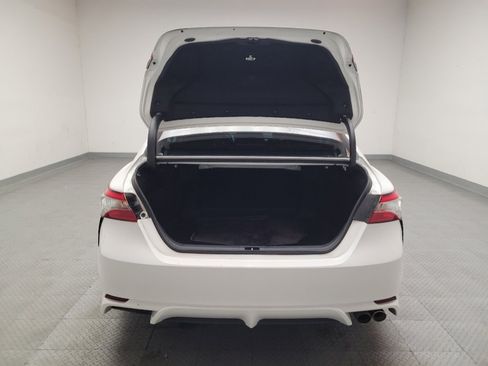 Used 2020 Toyota Camry SE w/ Convenience Package image 29