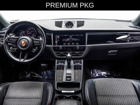 Used 2023 Porsche Macan Turbo AWD/4WD image 5