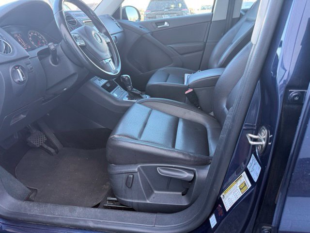 Used 2016 Volkswagen Tiguan S FWD image 19