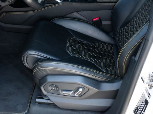 Used 2020 Lamborghini Urus image 14