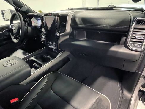 Used 2026 RAM 1500 Laramie AWD/4WD image 27