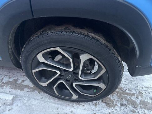 Used 2024 Chevrolet Trax RS image 11