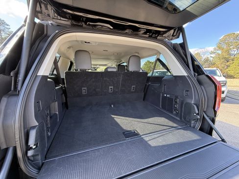 Used 2025 Ford Expedition Max Active AWD/4WD image 28
