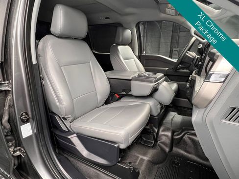 Used 2023 Ford F250 XL image 4