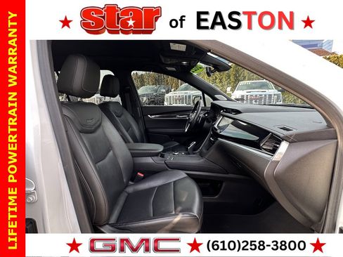 Used 2022 Cadillac XT6 Sport image 9