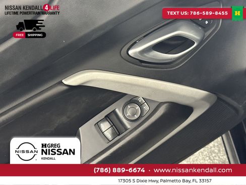 Used 2022 Chevrolet Camaro LT image 17