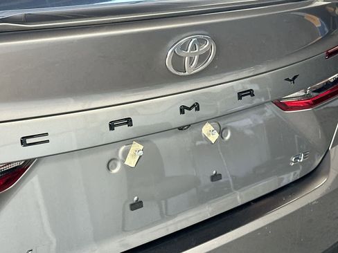 Used 2025 Toyota Camry SE w/ Convenience Package FWD image 10