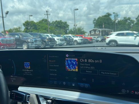 Used 2024 Cadillac Lyriq Sport AWD/4WD image 18