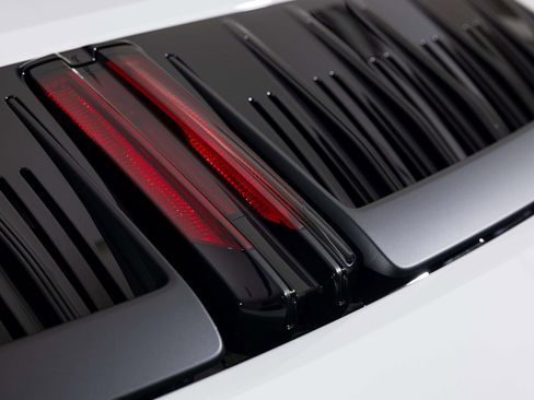 Used 2025 Porsche 911 Carrera image 45