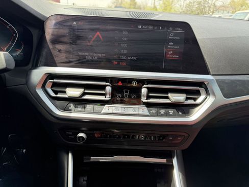 Used 2022 BMW 330i xDrive Sedan w/ M Sport Package AWD/4WD image 16