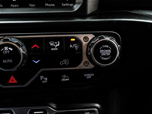 Used 2022 Jeep Wrangler Unlimited Sahara w/ Safety Group image 24