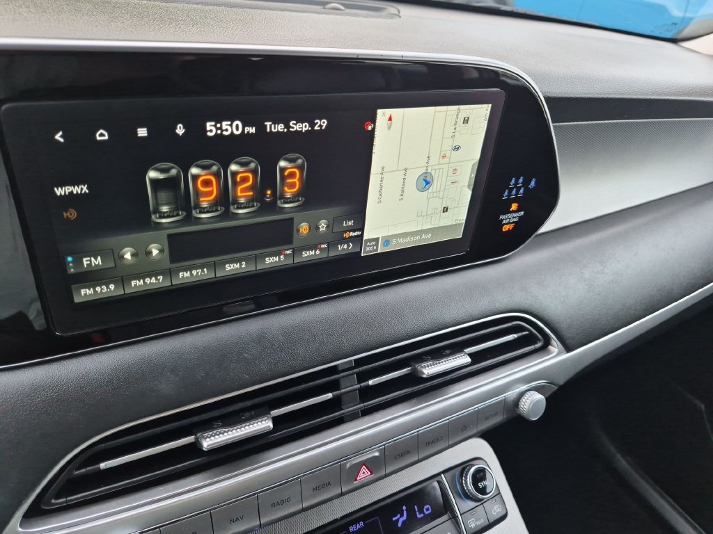 Used 2022 Hyundai Palisade SEL w/ Premium Package AWD/4WD image 19