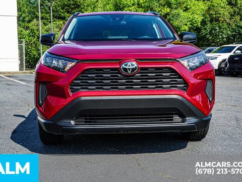 Used 2021 Toyota RAV4 LE FWD image 10