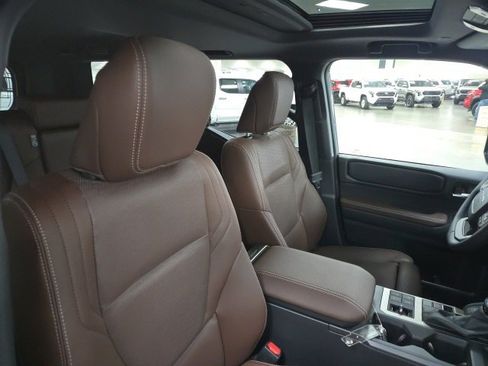 New 2026 Toyota Land Cruiser image 10