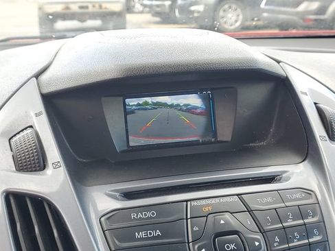 Used 2015 Ford Transit Connect Titanium FWD image 21
