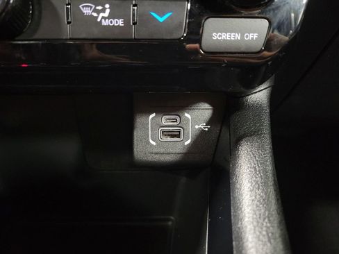 Used 2024 Jeep Compass Limited AWD/4WD image 16