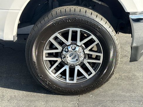 Certified 2019 Ford F250 Lariat w/ Lariat Value Package image 6