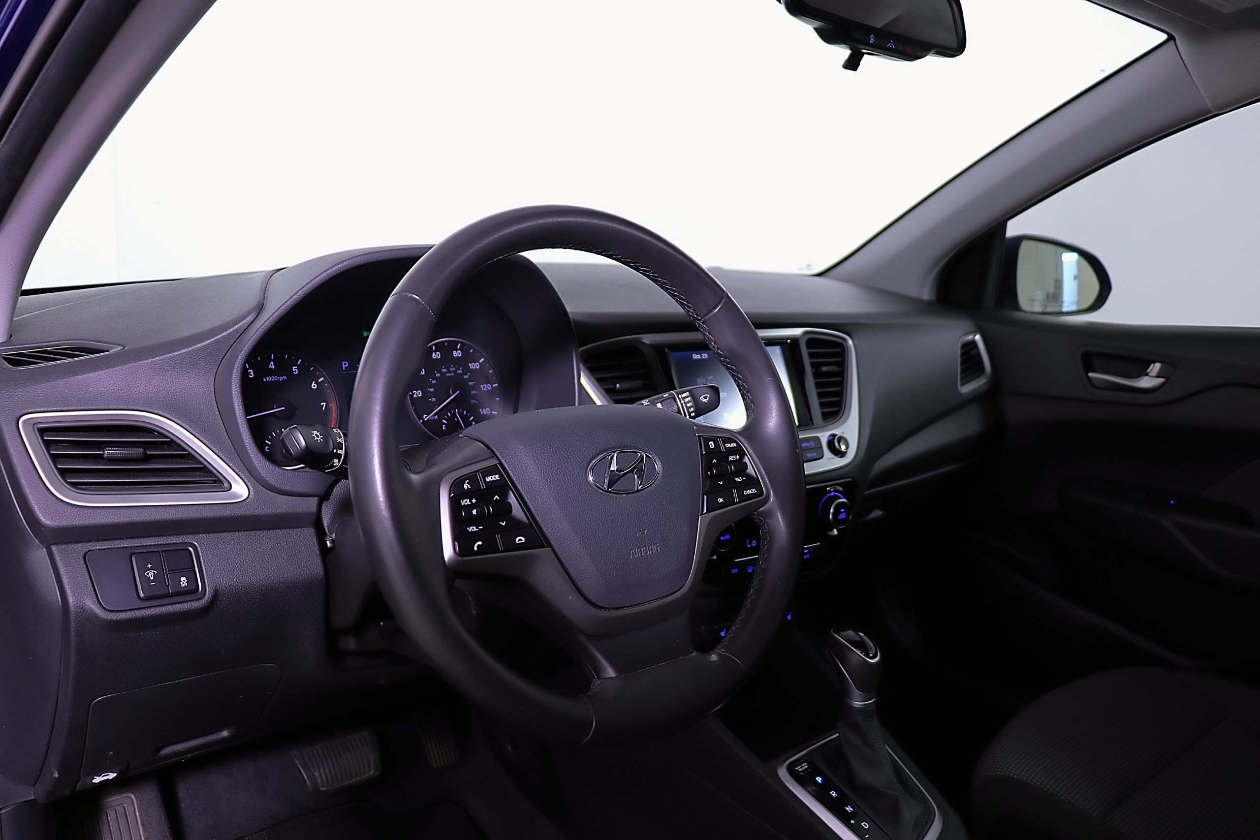 Used 2022 Hyundai Accent Limited FWD image 24