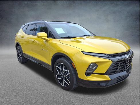 Used 2023 Chevrolet Blazer RS FWD image 4