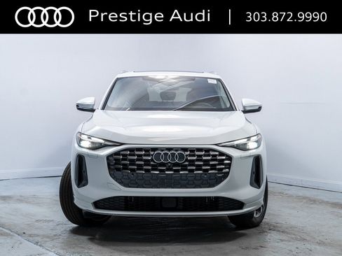 Used 2025 Audi Q5 Premium w/ Convenience Package image 12