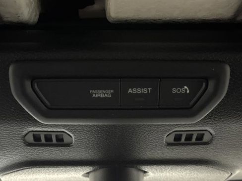 Used 2021 Jeep Gladiator Overland image 25