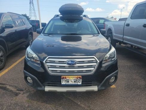 Used 2016 Subaru Outback 2.5i Limited AWD/4WD image 2