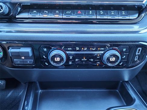 Certified 2022 Chevrolet Silverado 1500 ZR2 w/ Technology Package image 25