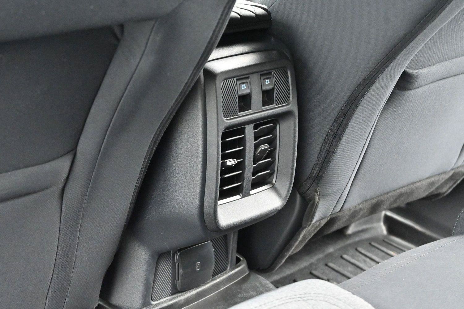Used 2025 Ford Bronco 4-Door AWD/4WD image 32