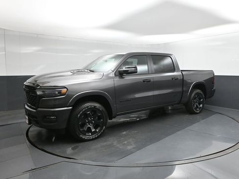 New 2026 RAM 1500 4x4 Crew Cab image 33
