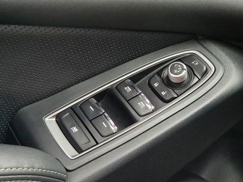 Used 2023 Subaru Ascent Limited w/ Technology Package image 40