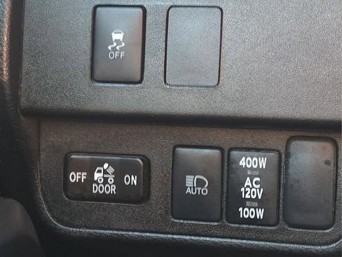 Used 2023 Toyota Tacoma TRD Off-Road image 25