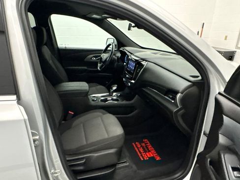 Used 2022 Chevrolet Traverse LT AWD/4WD image 51