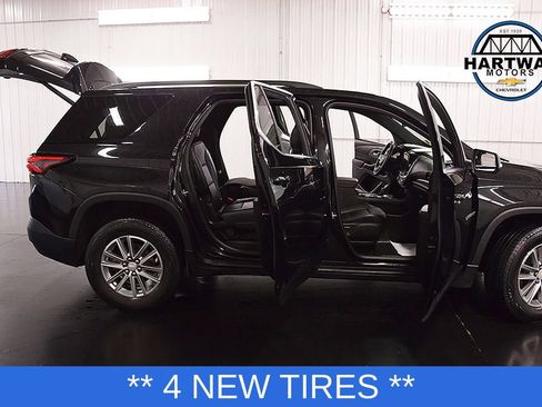 Used 2023 Chevrolet Traverse LT AWD/4WD image 34