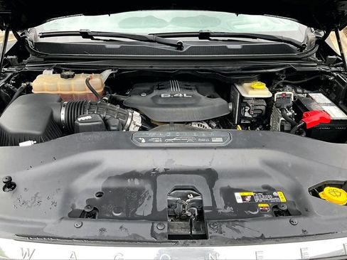 Used 2023 Jeep Grand Wagoneer Series II AWD/4WD image 38