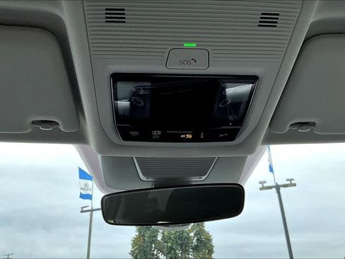 New 2026 Volkswagen Tiguan S image 15