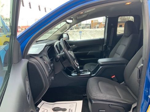 Used 2018 GMC Canyon SLE w/ SLE Convenience Package image 14