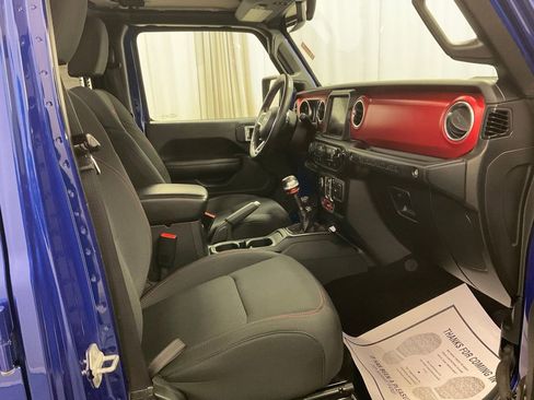 Used 2019 Jeep Wrangler Unlimited Rubicon AWD/4WD image 30