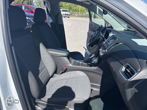 Used 2022 Chevrolet Equinox LT image 14
