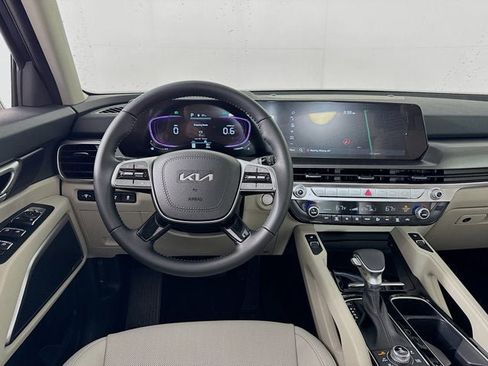 New 2025 Kia Telluride S image 27
