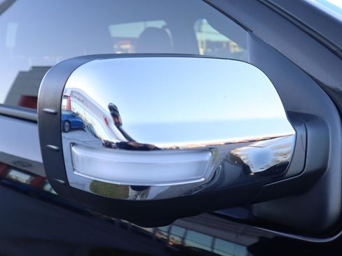 Used 2023 Nissan Titan Platinum Reserve w/ Moonroof Package image 18