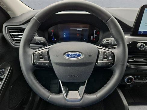 Certified 2023 Ford Escape Active AWD/4WD image 13